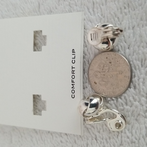 New Ralph Lauren Stud Clip-On Earrings - Picture 7 of 7